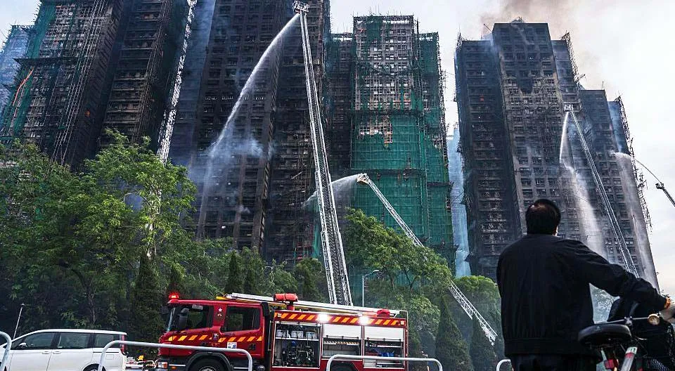Korban Tewas Kebakaran Apartemen di Hongkong Capai 44 Jiwa, 279 Masih Hilang